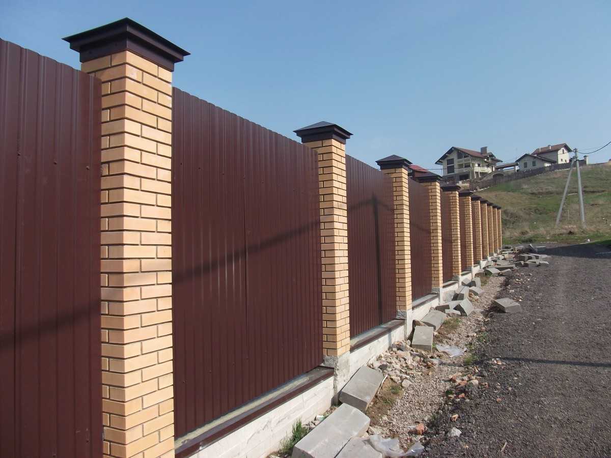 Как покрасить ржавый металлический забор? | megapoisk.com