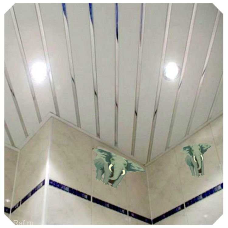 Какой потолок лучше сделать в ванной реечный или натяжной - советы по выбору