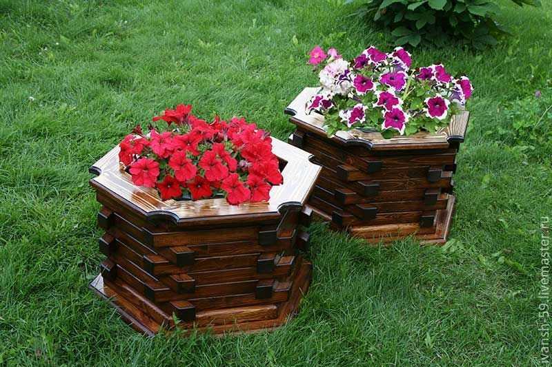 Уличные вазоны для цветов: украсьте ваш сад