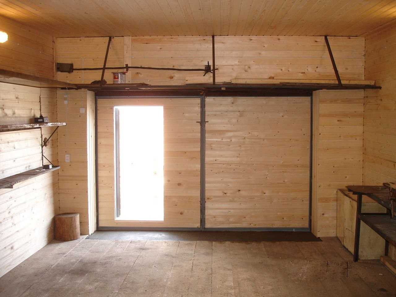 Чем недорого обшить стены внутри гаража: 5 вариантов