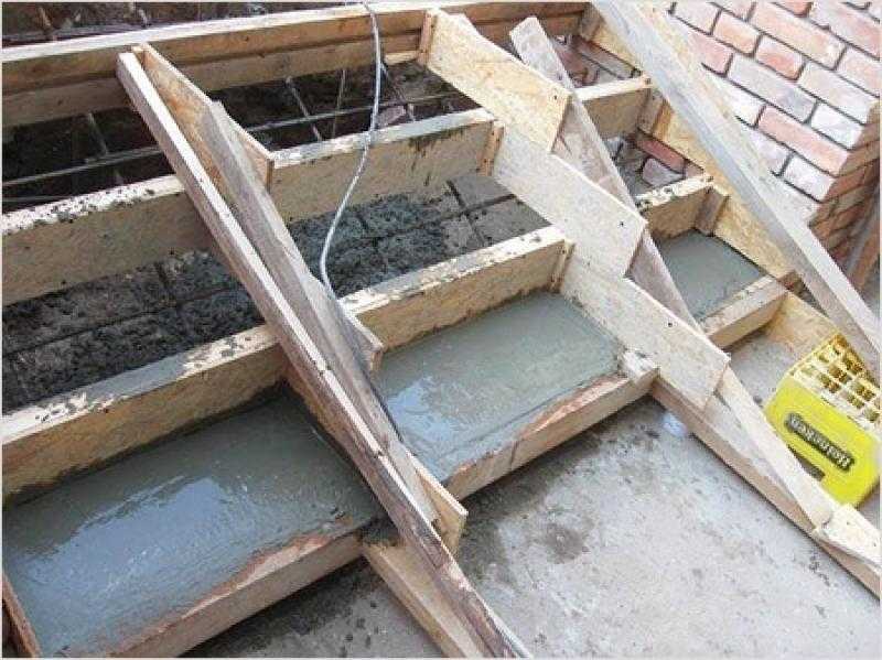 Входная бетонная лестница своими руками (устройство, изготовление)