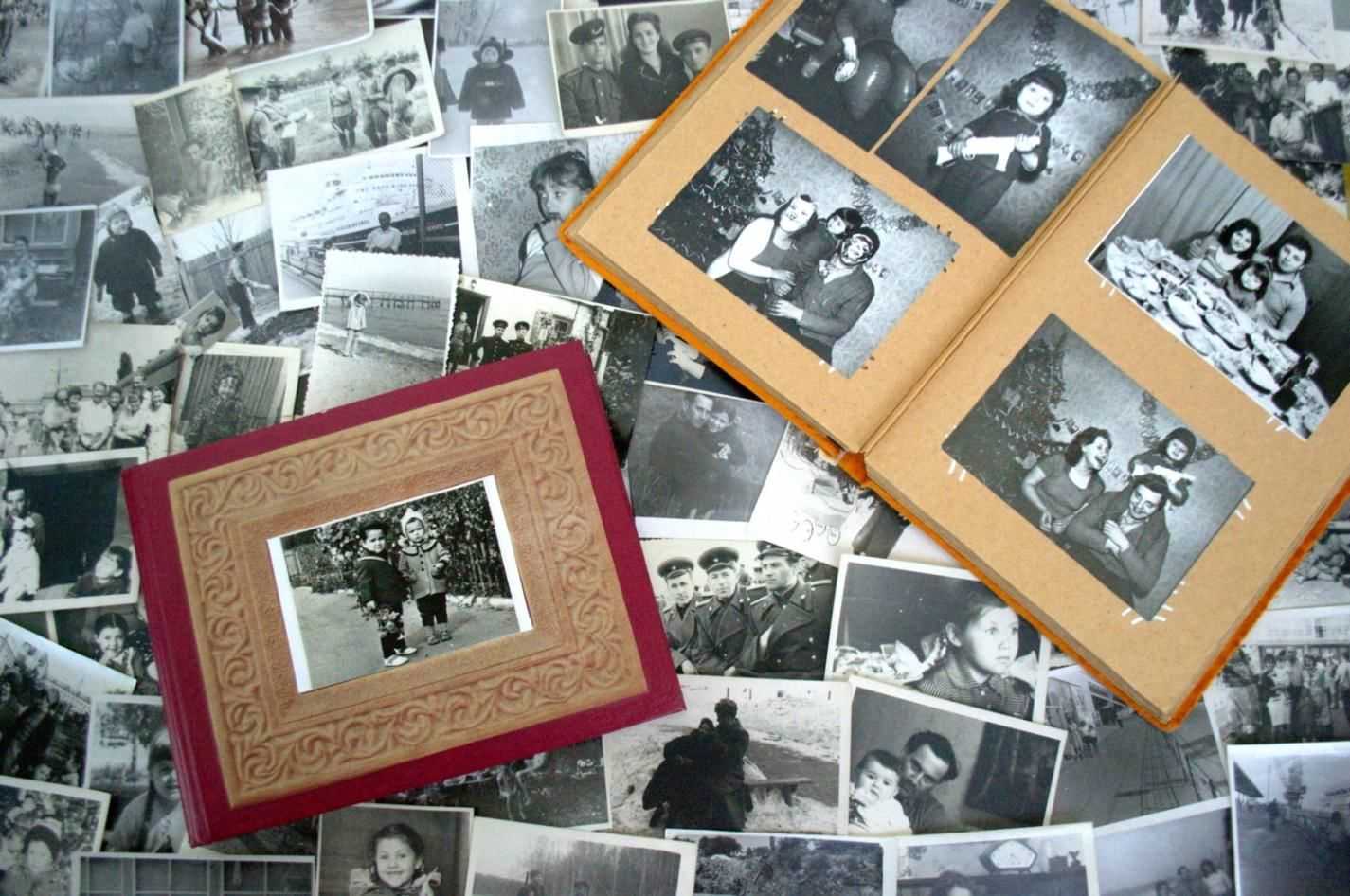В наше время фотографии больше не хранят в пыльных старых альбомах, про которые вспоминают во время прихода гостей или на значимые семейные даты