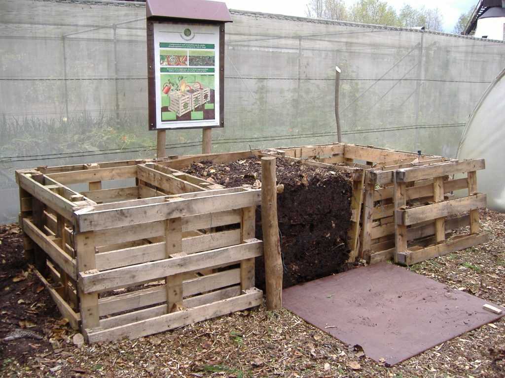 Как организовать компостную яму: обустройство и маскировка на дачном и приусадебном участке (110 фото + видео)