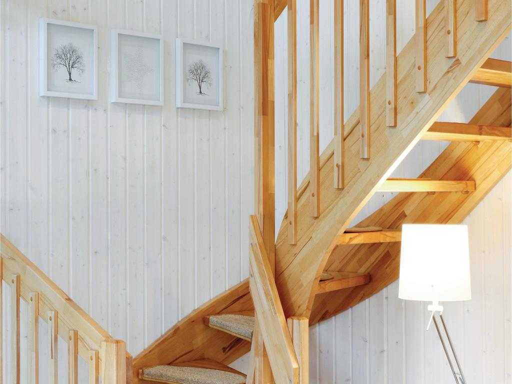 Как покрасить лестницу в деревянном доме: чем на второй этаж, краска для сосны своими руками, как лучше и правильно
как покрасить лестницу в деревянном доме: технология покраски – дизайн интерьера и ремонт квартиры своими руками