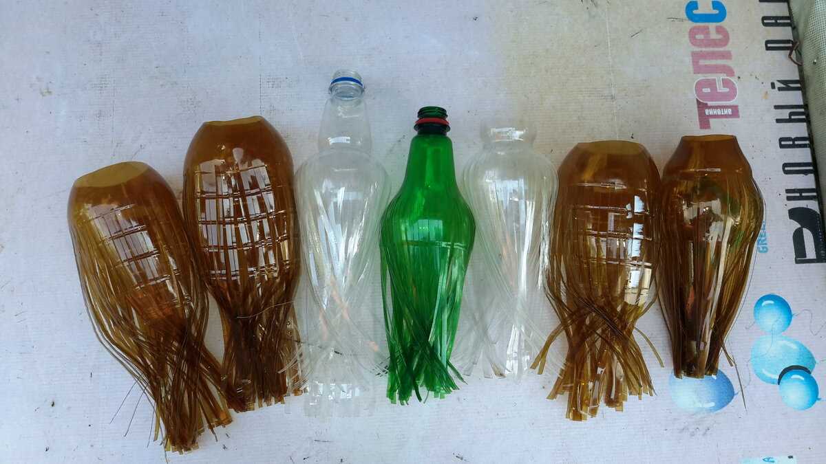 Самодельная метла из пластиковых бутылок