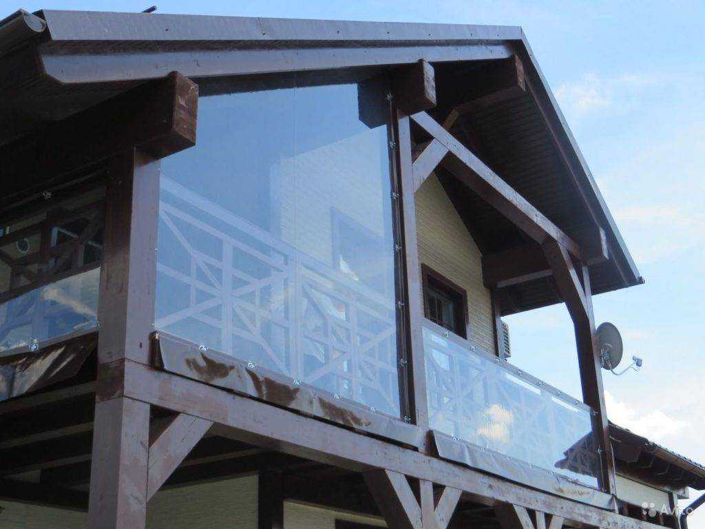 Чем закрыть окна на балконе от солнца - выбираем оптимальный вариант