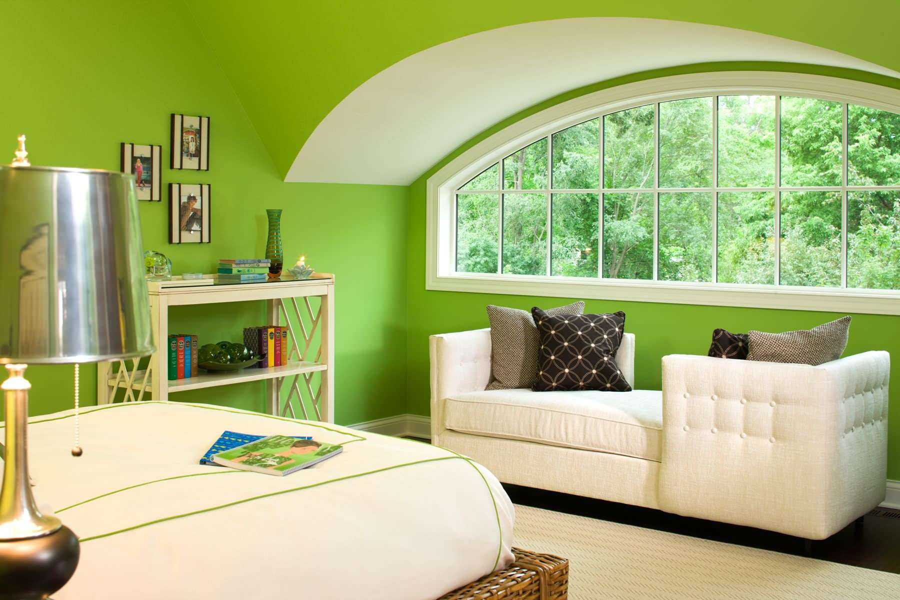 Красиво покрасить комнату. Салатный цвет в интерьере. Комната с зелеными стенами. Зеленый цвет в интерьере. Светло зеленые стены.