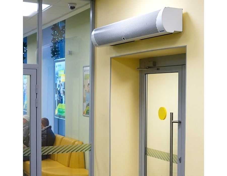 Тепловая завеса на входную дверь: как выбрать отсекатель холодного воздуха