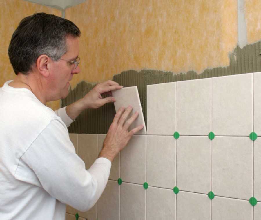 Облицовка внутренних стен керамической плиткой своими руками (с фото)