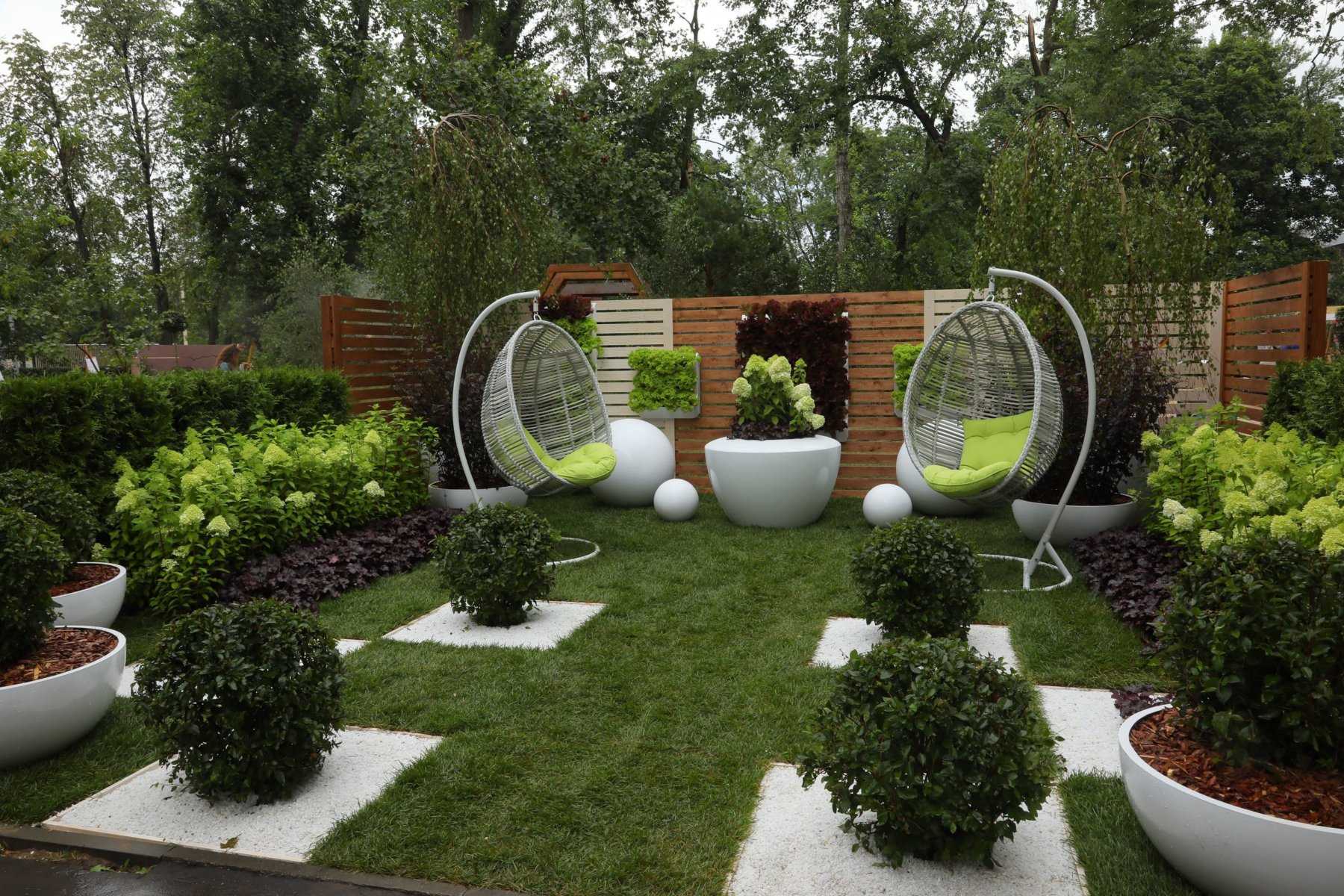 Достойное украшение сада: малые архитектурные формы, их виды и применение